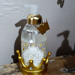 Beauty concepts honey almond foaming hand soap